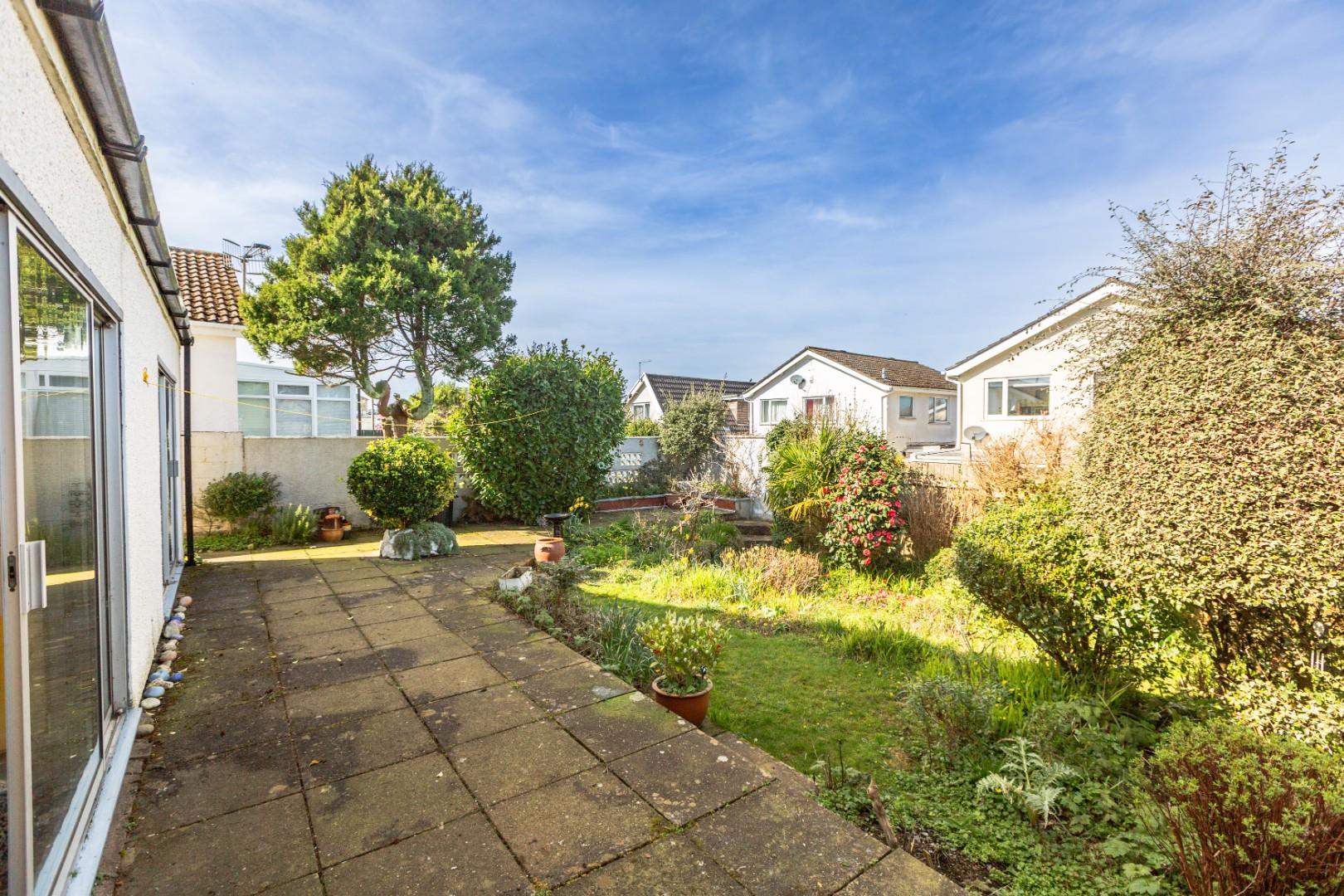 Pennard Drive, Southgate, Swansea, SA3 2DW